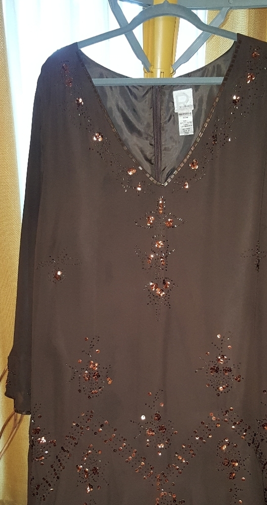 Long sleeve dress (Dark choc.colored)